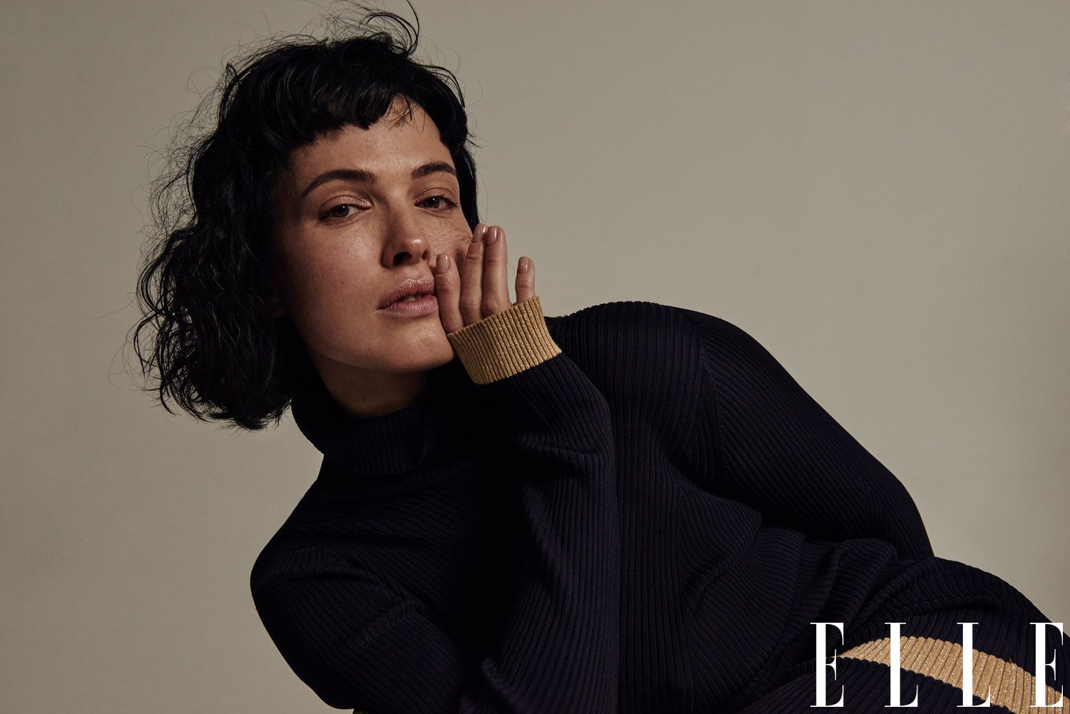 Даша Астаф'єва без макіяжу захопила чуттєвої фотосесією